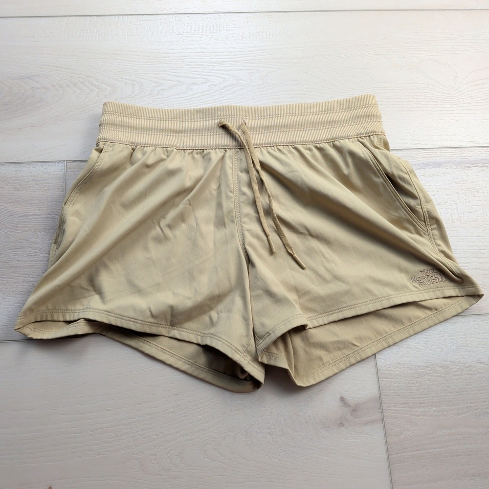 NEW The North Face Aphrodite Shorts Womens M Khaki Stone Flash Dry Motion Hiking